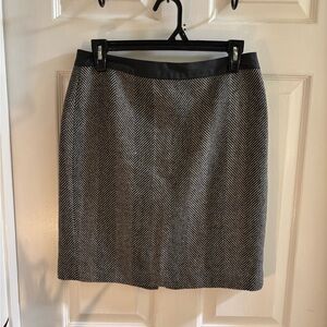 Women’s Banana Republic Classic Black & Gray Herringbone, Pencil Skirt, Sz 6